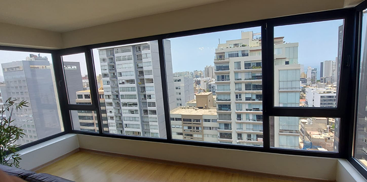 Ventanas antiruido para departamentos en avenidas principales: Mejora tu calidad de vida Ventanas antiruido de PVC